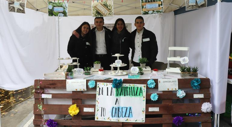Presentó Cobach la "Muestra de emprendedores y empresarios"