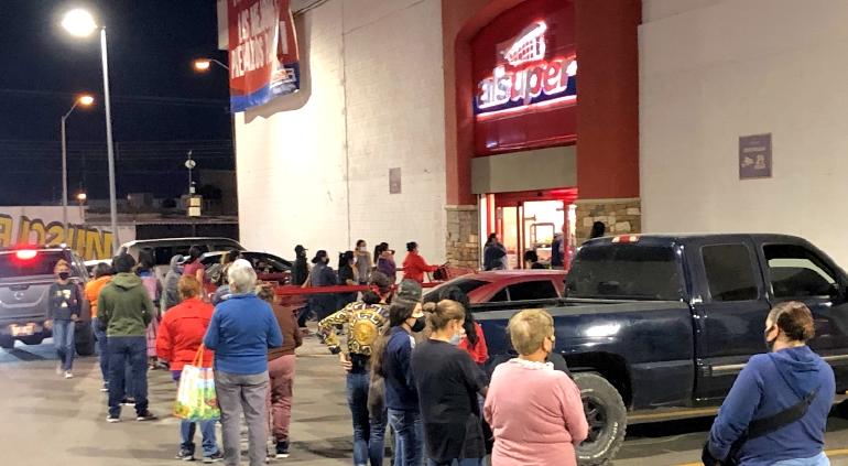 Supercierre Largas Filas En Supermercados De Chihuahua Por Compras De Ultima Hora Puente Libre