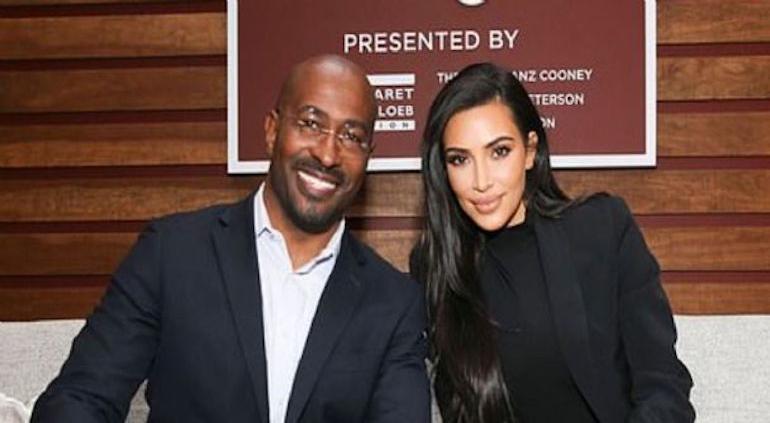 Aseguran que Kim Kardashian tiene nuevo novio | Puente Libre