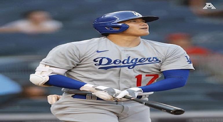 Shohei Ohtani luce bien enfundado con el uniforme de los Dodgers