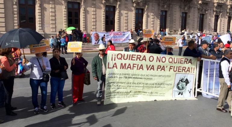 Piden apoyo, seguridad y mesa de dialogo con carteles a AMLO