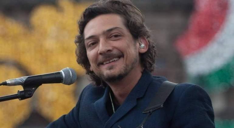 Bloquea Twitter a León Larregui por comentario sobre vacuna covid | Tiempo
