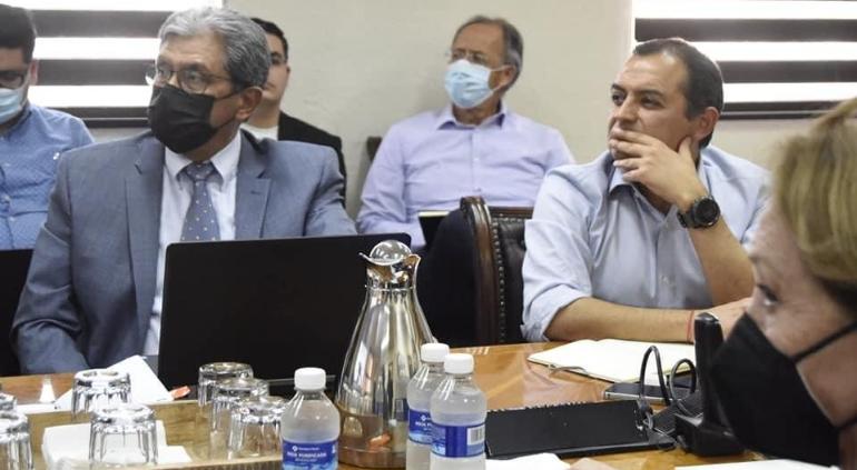 Ernesto Cordero por Maru en reunión con Hacienda - Vimarsana News