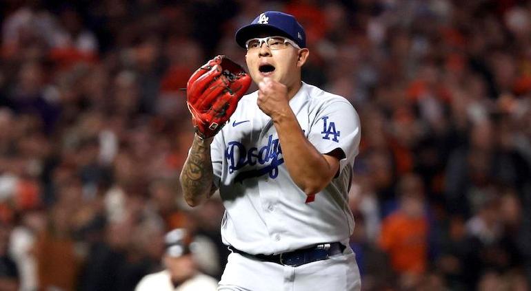 A la loma: vuelve el culichi Julio Urías con Dodgers - Crónica de Xalapa