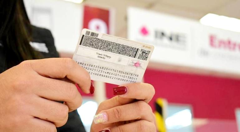 Avisa INE: último mes para recoger credencial si la tramitaste en 2021
