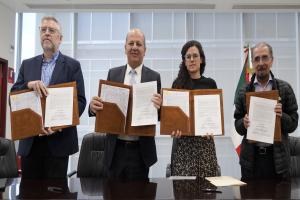 Relacionada firma.jpg