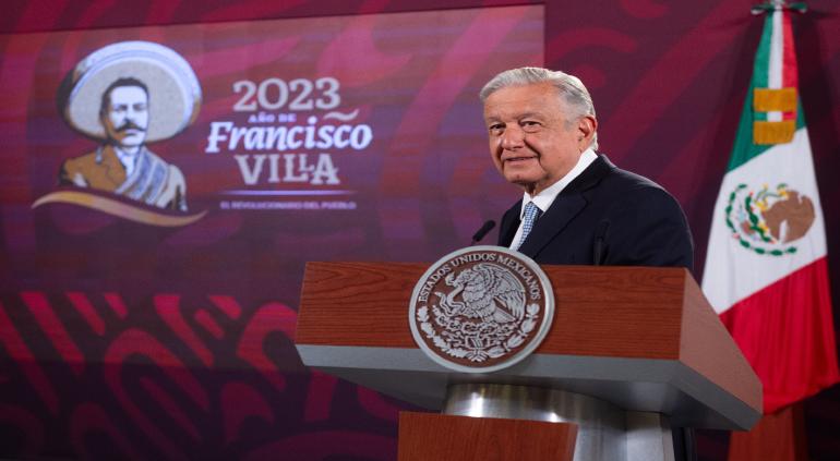 Pide AMLO a la FGR informe sobre órdenes de aprehensión vs red García