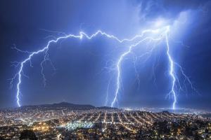 Relacionada tormentas-electricas.jpg