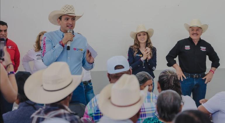 Promete Bonilla que seguirán apoyos al campo en Chihuahua