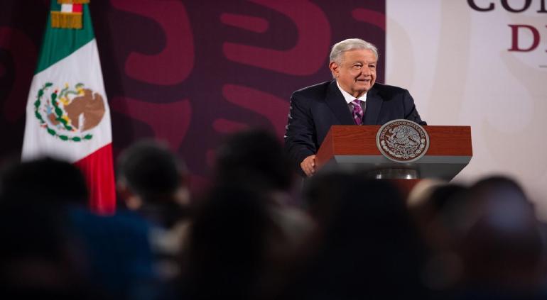 Pide el Consejo Coordinador Empresarial que se violen las leyes: AMLO