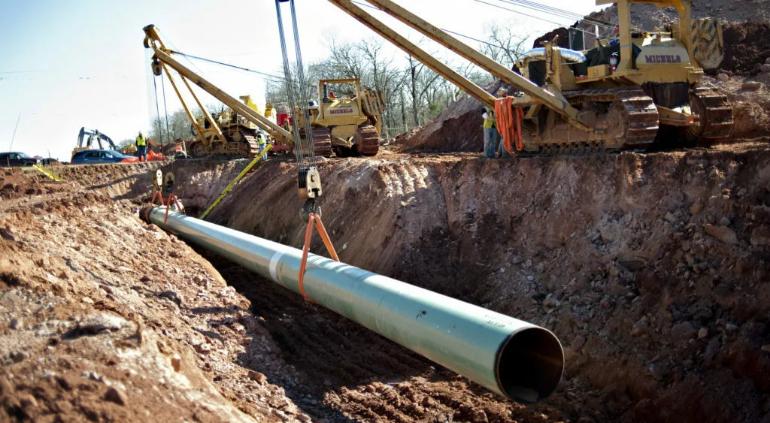 Consentido? Pemex pagó doble a empresa por gasoducto