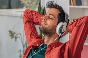 Relacionada que-significa-que-una-persona-escuche-la-misma-cancion-una-y-otra-vez-segun-la-psicologia-foto-adobe-stock-2zuteevwrjfdhosm4ea26icwny.jpg