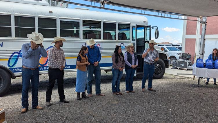 Lleva IMPAS unidad móvil de salud a zonas rurales de Chihuahua