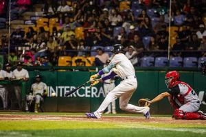 Relacionada caliente-vs-dorados_3.jpg