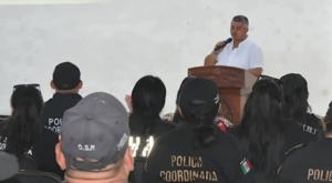 Relacionada policias-telchac.jpg