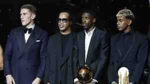 Relacionada ronaldinho-junto-dembele-lamine-yamal_98.jpg
