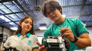 Relacionada estudiantes-cobach-2.jpg
