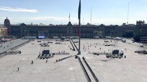 Relacionada escenario-zocalo.jpg