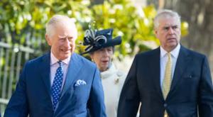 principe-andres-rey-carlos.jpg