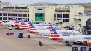 Relacionada 1759942723-cierre-federal-deja-aeropuertos-controladores-paraliza-vuelos-ee-uu.jpg