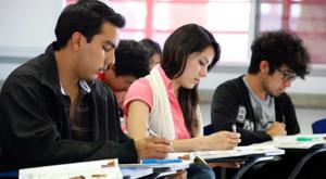 Relacionada universitarios.jpg