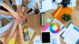 Relacionada principal_mujeres-networking.jpg