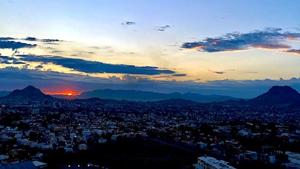 Relacionada principal_amanacer28agosto.jpg