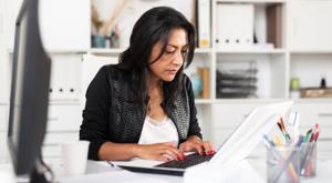 Relacionada trabajadora.jpg