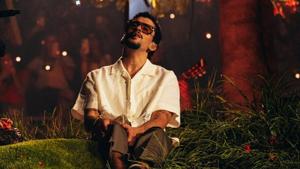 Relacionada badbunny.jpg