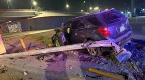 Relacionada perdio-el-control-y-choco-contra-poste-en-la-gomez-morin.jpg