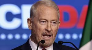 Relacionada ron-johnson.jpg