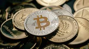 Relacionada criptoestafa.jpg