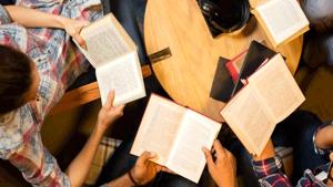 Relacionada libro_edit.jpg