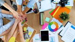 Relacionada principal_mujeres-networking.jpg