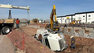 Relacionada volcadura-pipa-tirempo.jpg