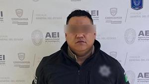 Relacionada principal_policia-detenido-tiempo.jpg