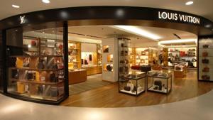 Relacionada louis-vuitton-stfi_louis_vuitton_boston_saks_428_di3.jpg