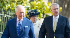 Relacionada principe-andres-rey-carlos.jpg