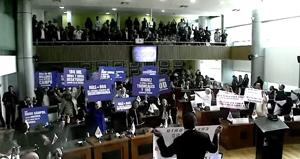 Relacionada guerralonas1.jpg