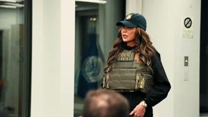 Relacionada kristi-noem.jpg