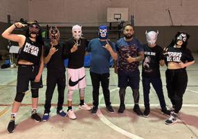 Relacionada luchadores.jpg