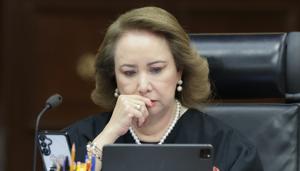 Relacionada yasmin-esquivel.jpg