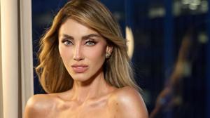 Relacionada anahi.jpg