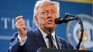 Relacionada trump-carteles.jpg