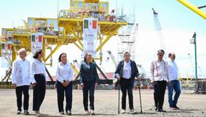 Relacionada claudia-sheinbaum-pemex-plataforma.jpg