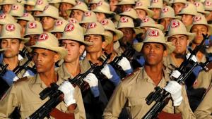 Relacionada militares-cuba.jpg