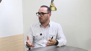 Relacionada hectorcucoochoaw.jpg