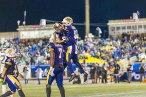 Relacionada caudillos-win.jpg