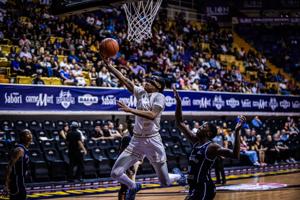 Relacionada adelitas-vs-fuerza-regia-femenil_1.jpg