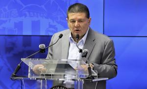 Relacionada cesarjauregui27abril2.jpg